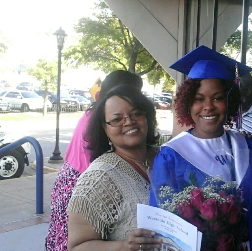 Meet your Posher, Mina